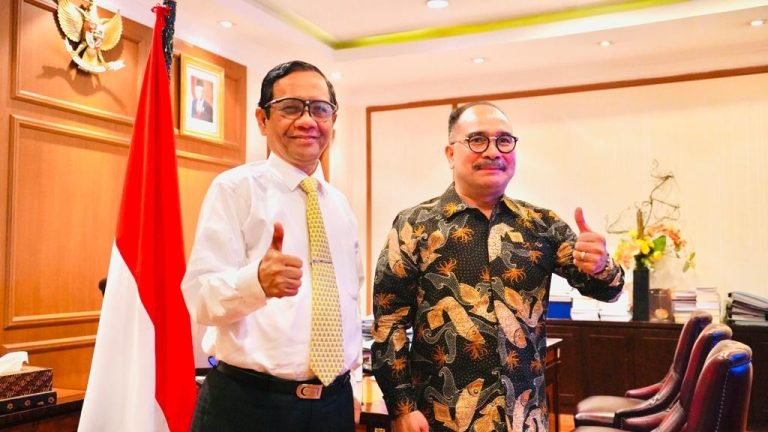 Negara Pancasila Indonesia Dan Kebermaknaan Pembangunan Politik, Hukum, Keamanan Indonesia