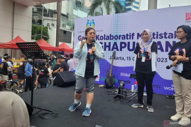 PEREMPUAN BANGKITLAH JANGAN DIAM..! Komnas Perempuan: Setiap Jam, 3 Perempuan Indonesia Jadi Korban KDRT!