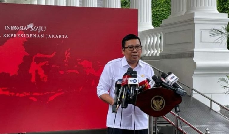 HABIS COBLOSAN LANJUT LAGI..! Pemerintah Stop Sementara Penyaluran Bansos Pangan Karena Pemilu