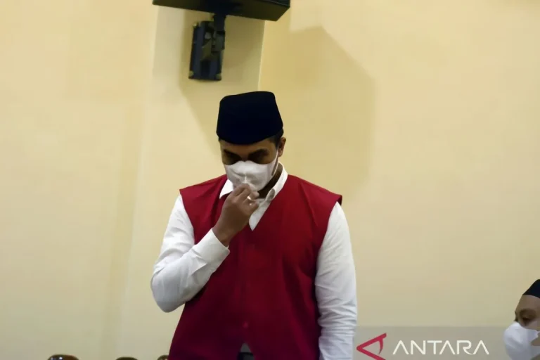 GANYANG SEMUANYA..! Kejagung Tetapkan Mantan GM Antam Tersangka Di Kasus Budi Said