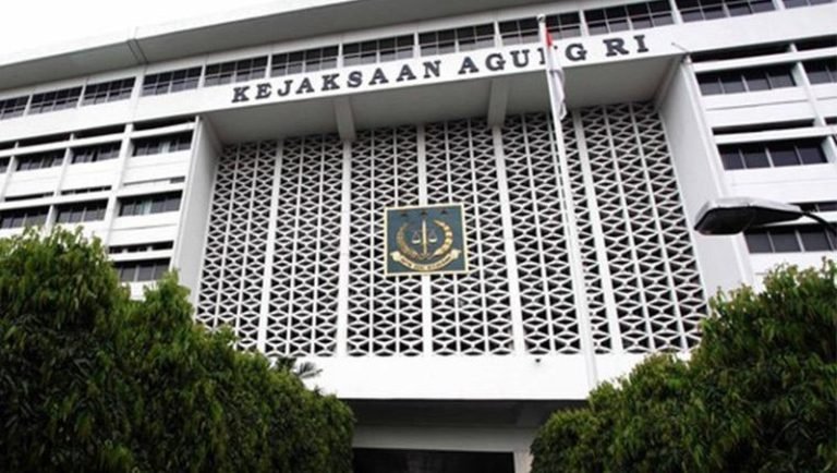 UDAH BENER GAK NIH..? Jaksa Bisa Ditangkap Tanpa Izin Jaksa Agung, MK: Persamaan di Hadapan Hukum