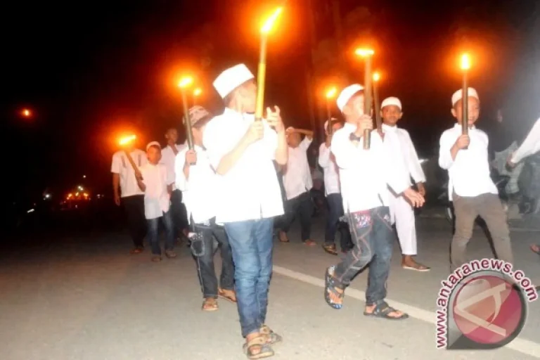 PENTING GAK NIH..? MUI Ajak Dai Edukasi Umat Jangan Bangunkan Sahur Dengan Pengeras Suara