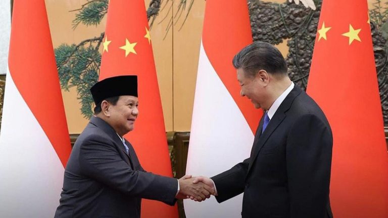 China Bukan Jepang, Yang Bisa Ditundukkan AS!