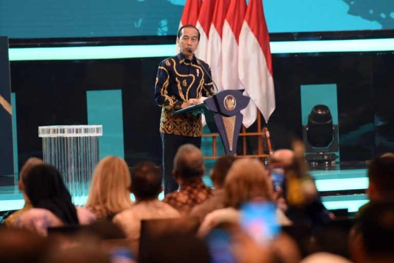 SEKOLAHNYA MAKIN MAHAL PAK..! Jokowi Soroti Minimnya Dokter Spesialis: Ranking 147 Dunia