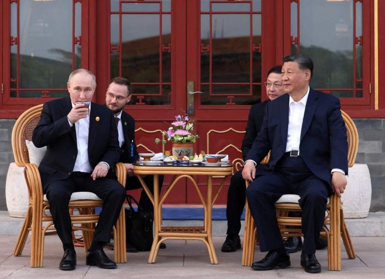 FOLLOWER AS BAKAL RONTOK..! Digoyang Dedolarisasi BRICS, IMF Sebut Dolar AS dalam Bahaya, Bye Bye Dolar Amrik!