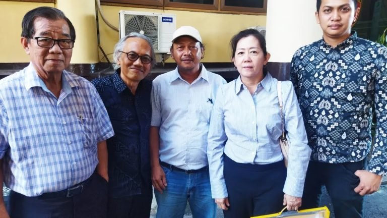LAMBAT BANGET ADA APA NIH..? Polda Kalbar Diminta Segera Tetapkan Tersangka Mafia Pemalsuan Dokumen Tanah Lili Hasan