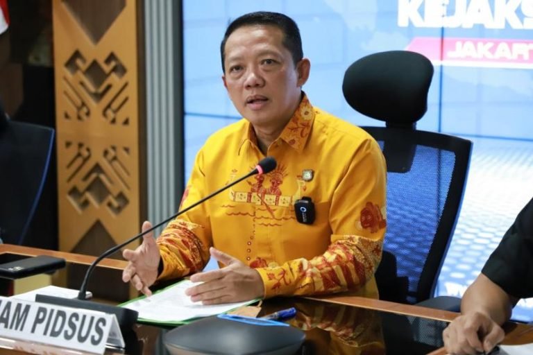 JANGAN TAKUT, RAKYAT MENDUKUNG..! Jaksa Agung dan Jampidsus Diteror, Ini Bentuk Serangan Balik Koruptor