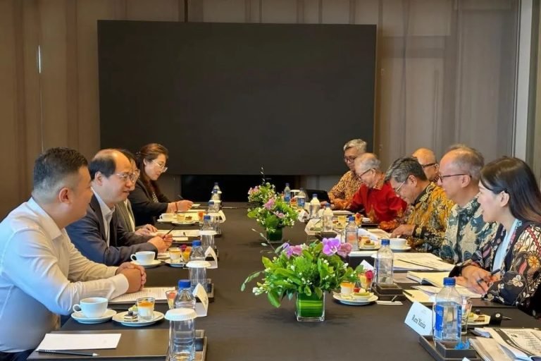 TARGET EKSPOR KE 54 NEGARA..! Empat Produsen Mobil Listrik China Sepakat Jadikan Indonesia Basis Produksi
