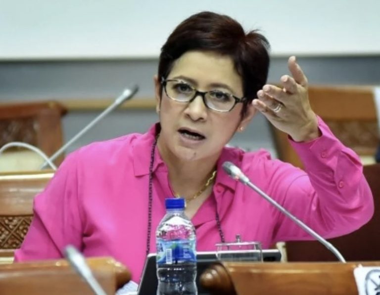 GAK NGEFEK DONG..! Menkominfo Klaim Blokir 800.000 Situs Judi “Online”, DPR Bingung Transaksinya Masih Rp 100 Triliun