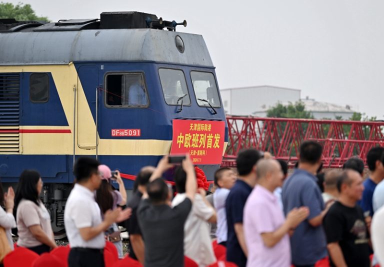 DUA NEGARA YANG MAKIN MONCER NIH..! Kereta Kargo Beijing-Moskow, Biaya Kirim ke Eropa Makin Hemat