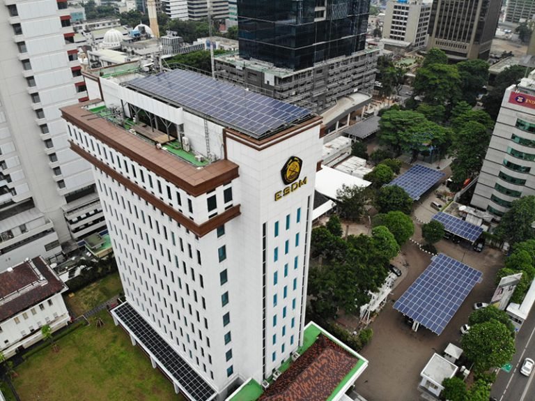 PERIKSA SEMUANYA..! KPK Geledah Kantor Ditjen Minerba, Kementerian ESDM Buka Suara