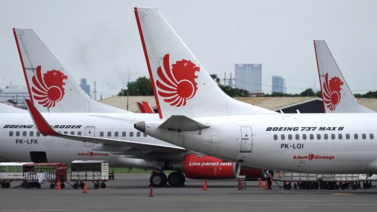 HOROR BANGET..! Imbas Insiden Lion, Kepercayaan RI Terhadap Boeing Kian Memburuk, Roda Pesawat Jatuh Saat Terbang