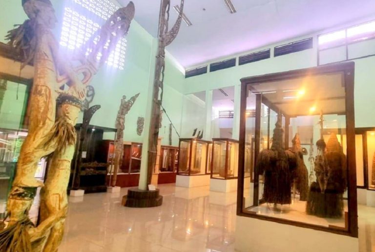 JANGAN DIBOYONG KE JAKARTA..! Amerika Akan Pemulangan Puluhan Ribu Benda Arkeologi Papua