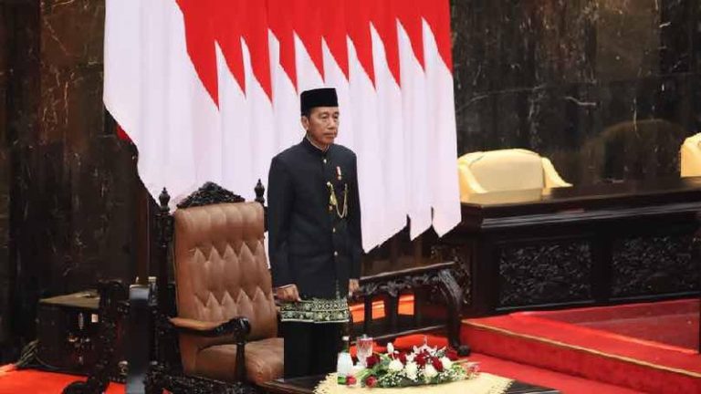 STOP IMPOR BERAS..! Jokowi Perkuat Sektor Pertanian, Anggaran Naik Jadi Rp124,4 Triliun