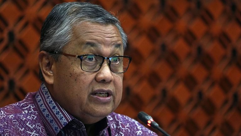 SEMUA K/L PASTI NYETORLAH..! KPK Dalami Peran Mitra Kerja Komisi XI, usai Anggota DPR Heri Gunawan dan Satori jadi Tersangka