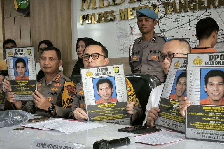 FOTO BURONAN DISEBAR..! Ini Ciri-ciri Pengurus Panti Asuhan Darussalam An’Nur Terkait PencabulanSesama Jenis