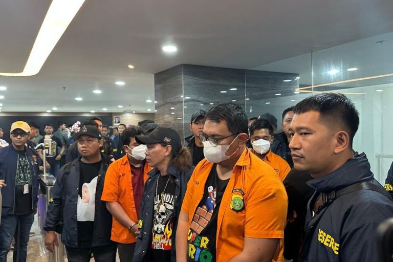 WAH NGELAWAN NIH..! Pegawai Komdigi yang Bekingi Situs Judi “Online” Sembunyikan Rekening Bandar