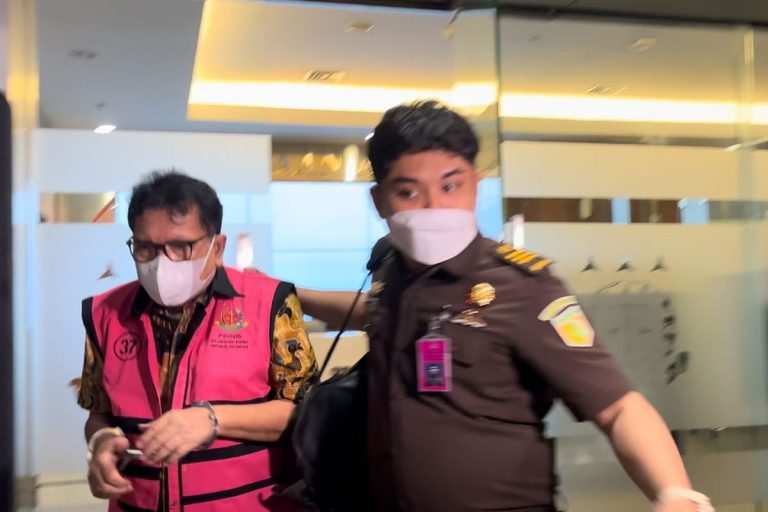 MAFIA HUKUM MELILIT NEGARA..! MA Ungkap Cara Makelar Kasus Zarof Ricar Dekati Hakim Kasasi Ronald Tannur
