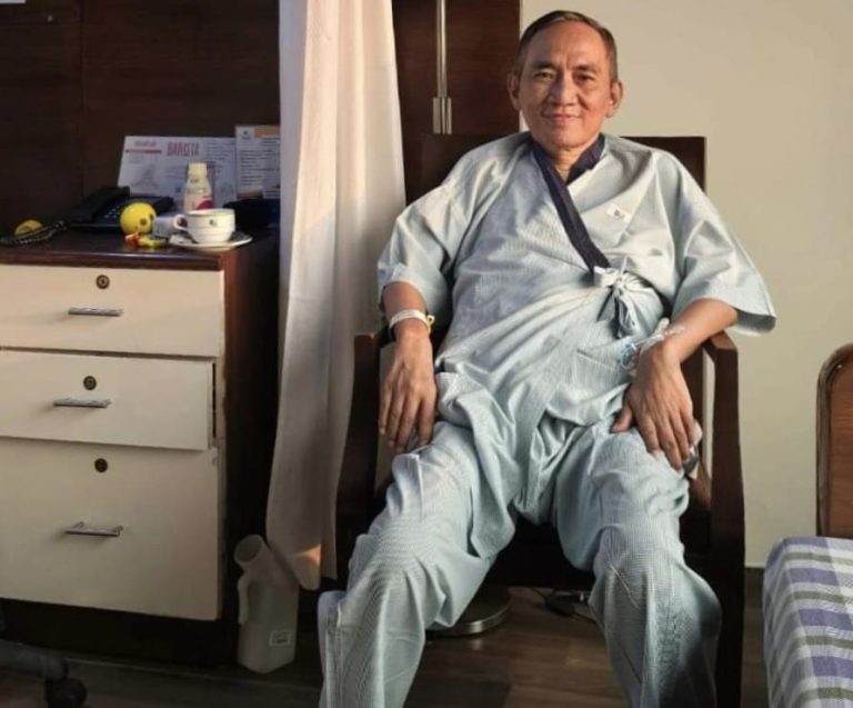 ALHAMDULILLAH NIH..! Setelah 20 Hari Transplantasi Hati di RS Apollo India, Andi Arief Sudah Bisa Jalan Lagi