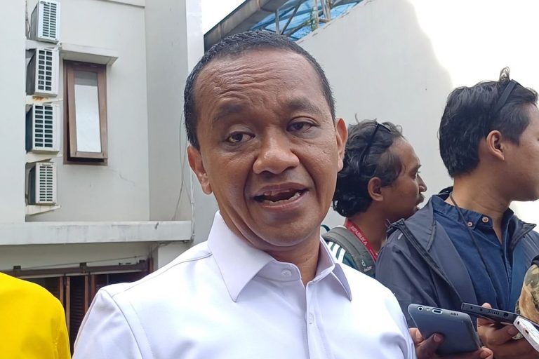 PASTIKAN NIH..! Bahlil Beri Sinyal Ojol Tetap Dapat Subsidi BBM