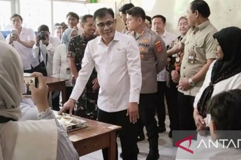 CARANYA GIMANA MAS BUD..? BP Taskin Usul Orang Miskin Sehat Tak Lagi Dapat Bansos Tapi Diberdayakan