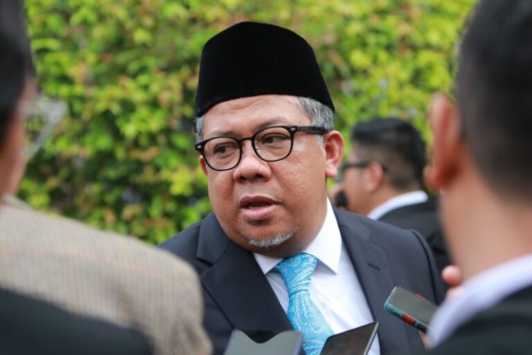UDAH DARURAT NIH..! Wamen Fahri Hamzah Ingatkan Dampak Ledakan Megathrust