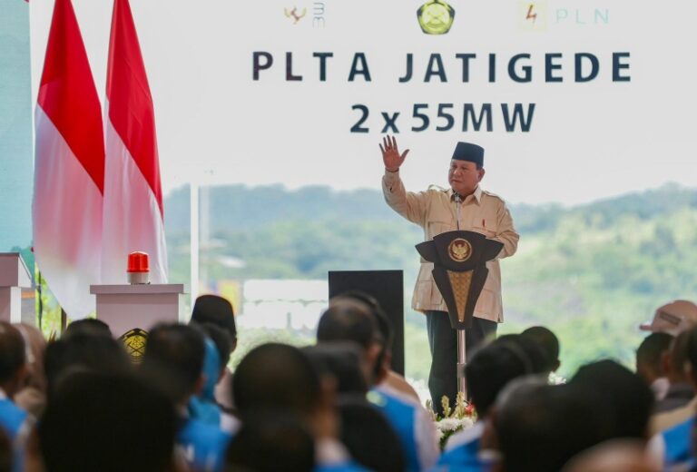 GASPOL JENDERAL..! Resmikan 37 Proyek Tenaga Listrik Sekaligus, Prabowo: Ada Enggak Negara Lain yang Bisa?