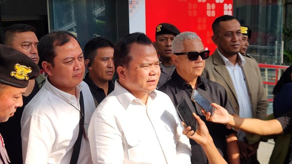 HASTO GAK BISA NGELAK LAGI..! Ronny Sompie Ungkap KPK Minta Cegah Harun Masiku 4 Hari Usai Jadi Tersangka