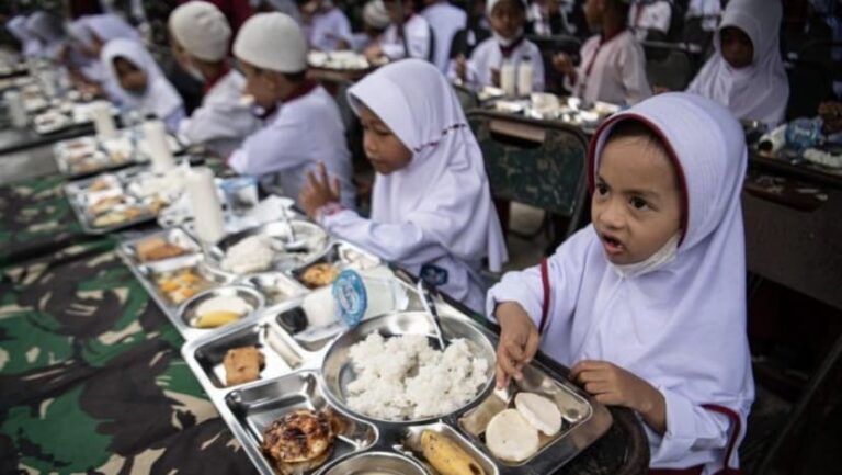 TIPUAN MODUS ANYAR NIH..! Bangun Dapur Umum Rp 800 Juta untuk MBG, Warga Tasik Mengaku Jadi Korban Penipuan
