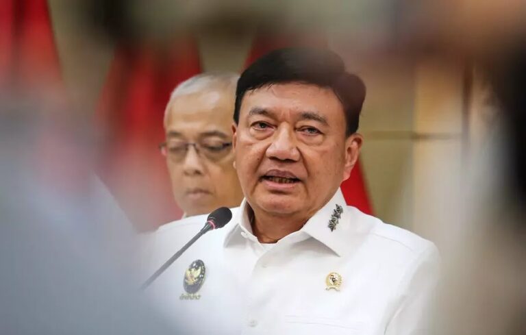 PERWIRA POLISI KOQ GINI..? Kompolnas Kawal Kasus Kapolres Ngada yang Diduga Cabuli Anak di Bawah Umur: Diamankan Propam