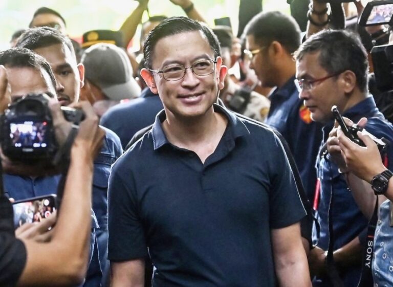 BLEJETI SEMUA YANG TERLIBAT..! Sidang Perdana Tom Lembong: Jaksa Persoalkan Penunjukan Koperasi TNI-Polri