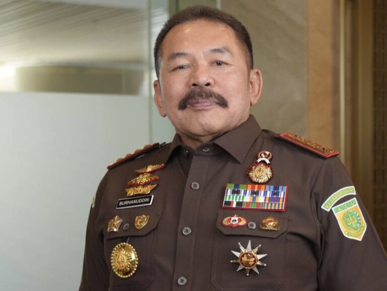 JANGAN RAGU PAK..! Jaksa Agung Ingin Koruptor Megakorupsi Dihukum Mati
