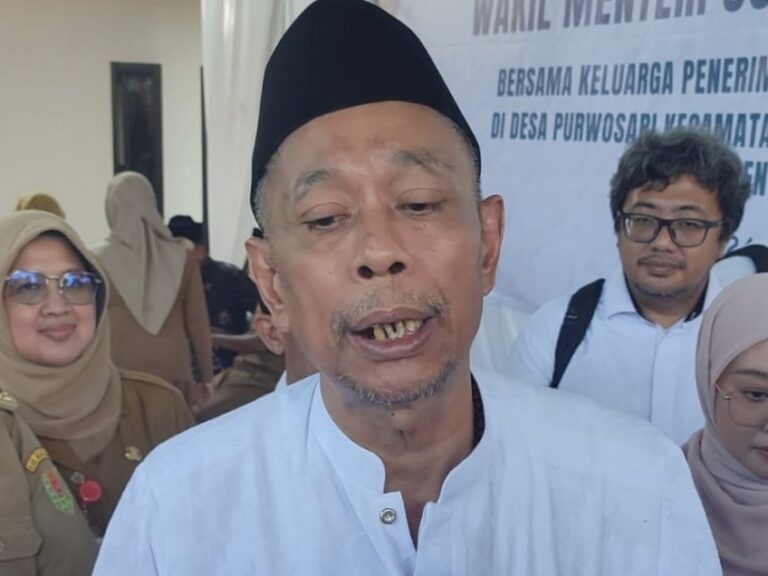 MERATAKAN HAK BERSEKOLAH..! Wamensos Agus Jabo Pastikan Sekolah Rakyat Bukan Untuk Langgengkan Kesenjangan Sosial
