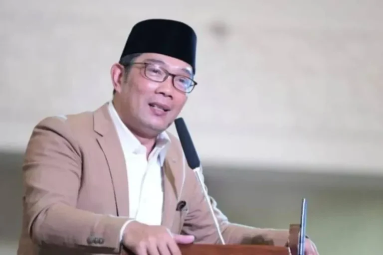 BISA DIJERAT NIH..! KPK Sita Motor Saat Geledah Rumah Ridwan Kamil Terkait Perannya Dalam Kasus Bank BJB