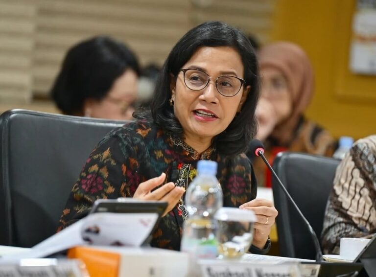 SALAH LAGI NIH MBAK..! Dolar AS Bukan Lagi Safe Haven, Lalu Apa? Ini Jawaban Sri Mulyani