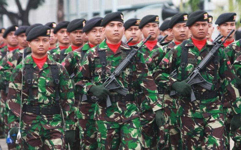 WOW ADA APA NIH..? TNI Kerahkan Prajurit untuk Pengamanan Kejaksaan di Seluruh Indonesia