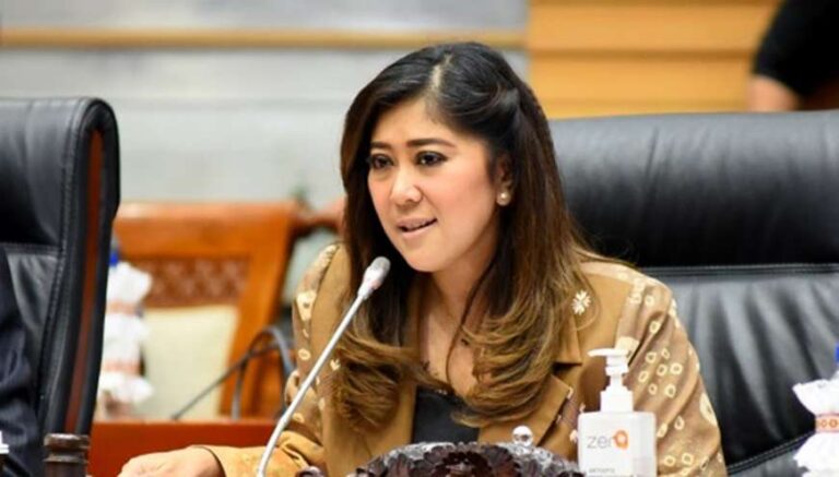 AMAN GAK NIH..? Meutya Hafid Resmikan Pusat Data Terbesar di Asia Tenggara Milik Toto Sugiri