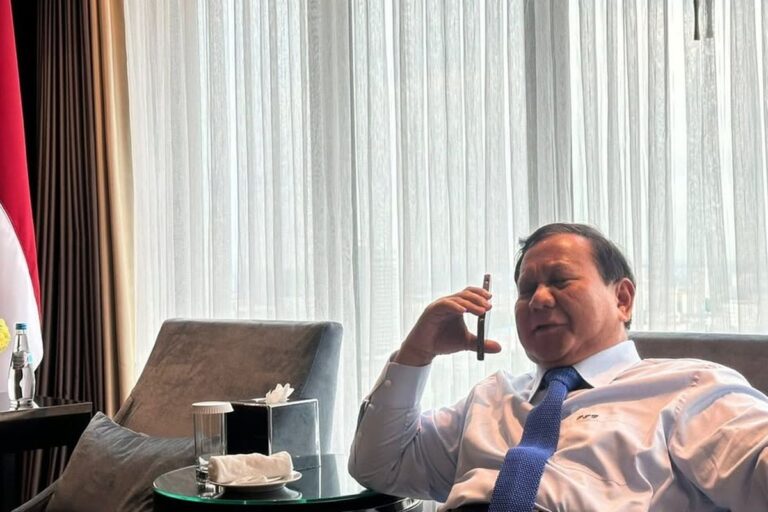 SALING MENGUNTUNGKAN KAH..? Prabowo Sebut “Era Baru” Perdagangan RI dan AS Dimulai, Tarif Turun Jadi 19 Persen 