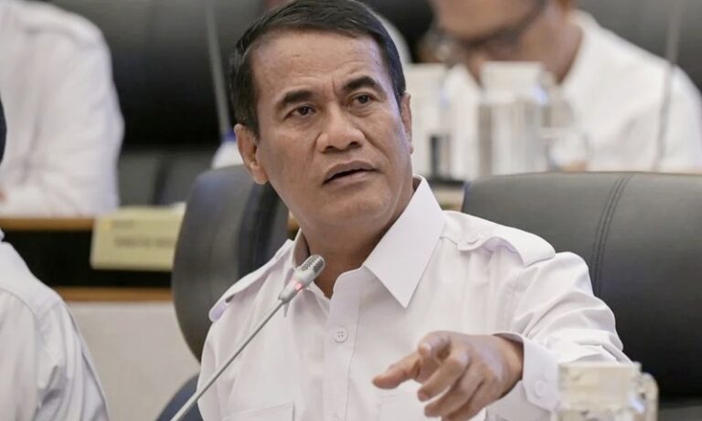 SIKAT JANGAN KASIH KENDOR..! Mentan Amran Tunjuk Orang yang Tak Suka RI Swasembada Pangan