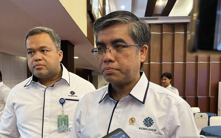 NOEL DICOPOT DARI KOMISARIS..! Menaker Yassierli dan Ida Fauziah Berpotensi Diperiksa 