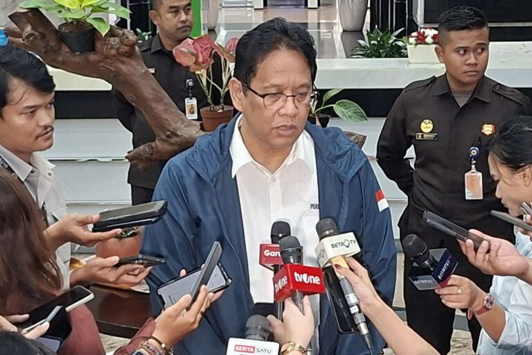 STOP TARIK IURAN PAK..! Purbaya: Iuran BPJS Kesehatan Tak Naik Sebelum Ekonomi Tumbuh di Atas 6 Persen