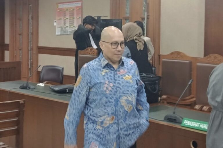 KALAU DI CHINA SUDAH DIDOR NIH..! Perjalanan Kasus Eks Dirut Taspen Antonius Kosasih hingga Divonis 10 Tahun Penjara 