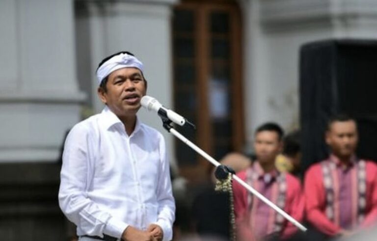 CUMA BAPAK AING YG BISA GINI..! Warga Marah Tambang di Bogor Ditutup, Dedi Mulyadi Siapkan Gaji dan Lapangan Kerja Baru