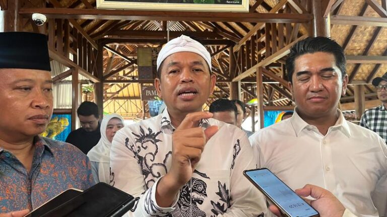 BIAR SEHAT..! Kebijakan Baru Dedi Mulyadi untuk Pelajar di Jabar: Wajib Jalan Kaki, Sekolah Bebas Motor