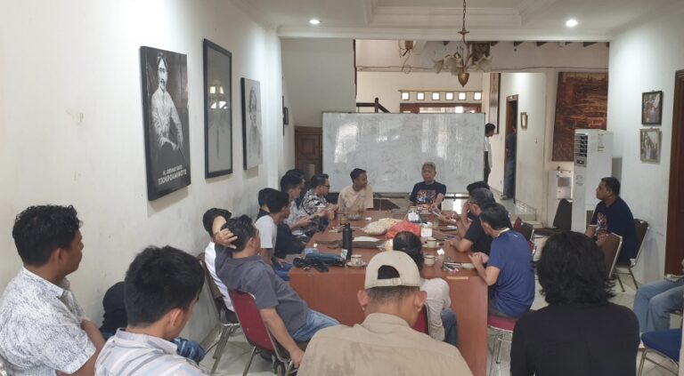REFLEKSI AKHIR TAHUN PARTAI PRIMA..! Liberalisme sebagai Akar Krisis Bangsa, Kembali ke Jalan Konstitusi Proklamasi