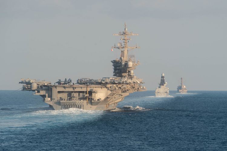 BAKAL PANAS LAGI NIH..! Trump Umumkan Armada Militer AS Bergerak Menuju Iran, Ada Tujuan Apa?