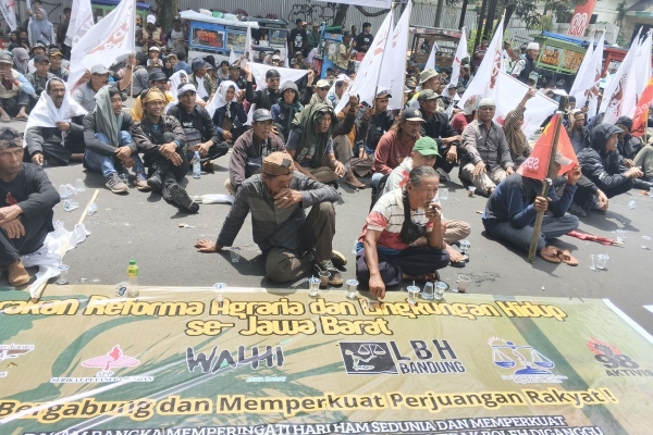 STOP KORBANKAN PETANI..! Kasus Kekerasan dan Kriminalisasi Petani Naik 32 Persen