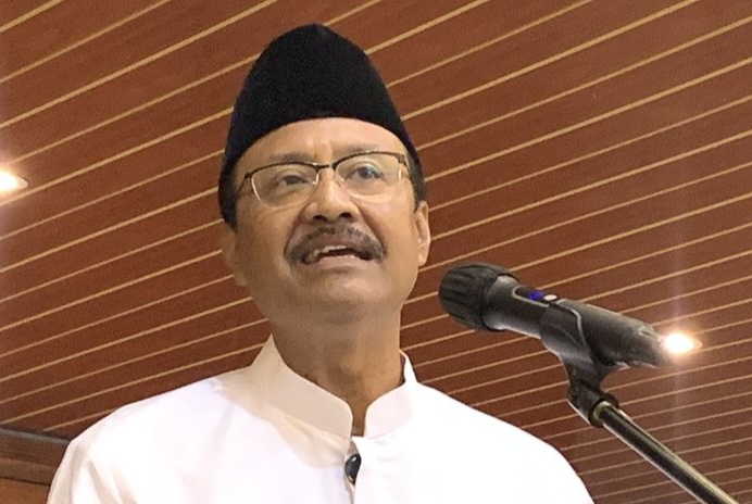 TEMPEL LIST NAMA PENERIMA DI DEPAN KANTOR KELURAHAN & DESA..! 45 Persen Bansos Tak Tepat Sasaran, 15 Juta Warga Mampu Terdaftar PBI JK