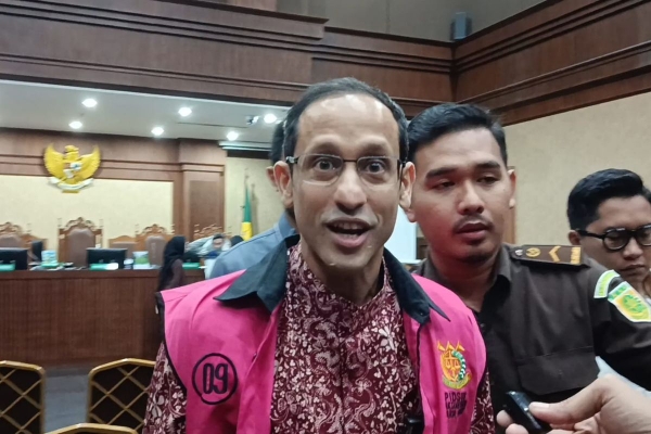 MAU CUAN SENDIRI NIH.! Nadiem Kaget Banyak Pejabat Kemendikbud Terima Jatah Uang Pengadaan Chromebook 