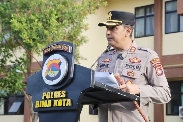 POLRI GEGER LAGI NIH..! Polwan Dianita Dititipi Koper Narkoba Kapolres Bima Didik Putra Kuncoro, Ternyata Mantan Anak Buah